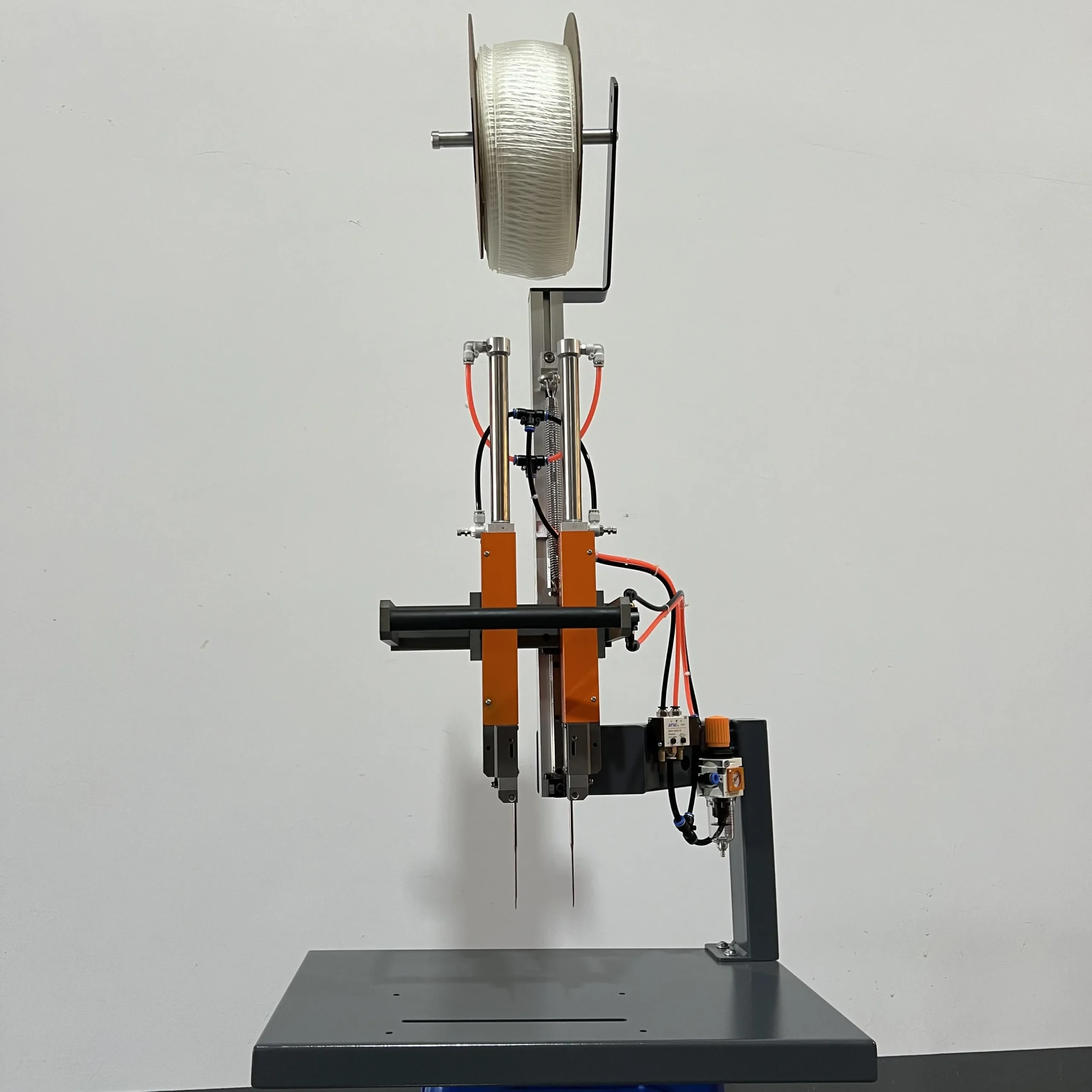 Elastic Staple Fasteners Machine